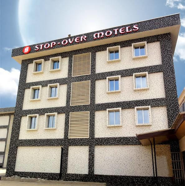 Stop Over Motels Lagos Extérieur photo
